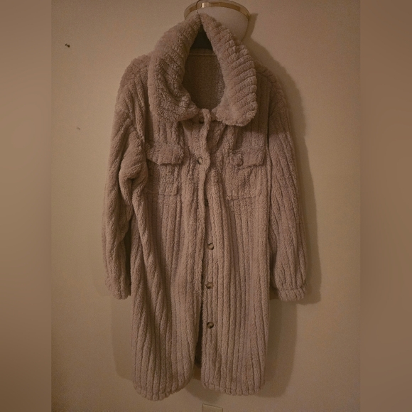 Cuddly Chic Long Coat - Picture 1 of 4